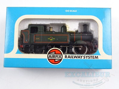 Lot 385 - A pair of AIRFIX OO gauge steam locomotives...