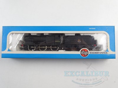 Lot 385 - A pair of AIRFIX OO gauge steam locomotives...