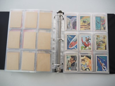 Lot 53 - A large quantity of GERRY ANDERSON related...
