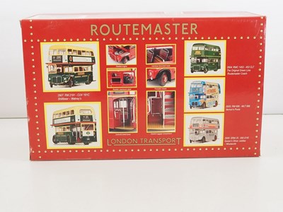 Lot 42 - A SUN STAR 1:24 scale 9907 diecast London...