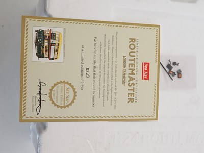 Lot 42 - A SUN STAR 1:24 scale 9907 diecast London...