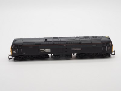Lot 461 - A group of LIMA OO gauge diesel locomotives...