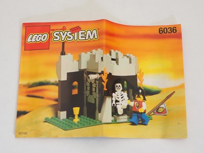Lot 69 - LEGO SYSTEM 6036 Castle - Royal Knights -...