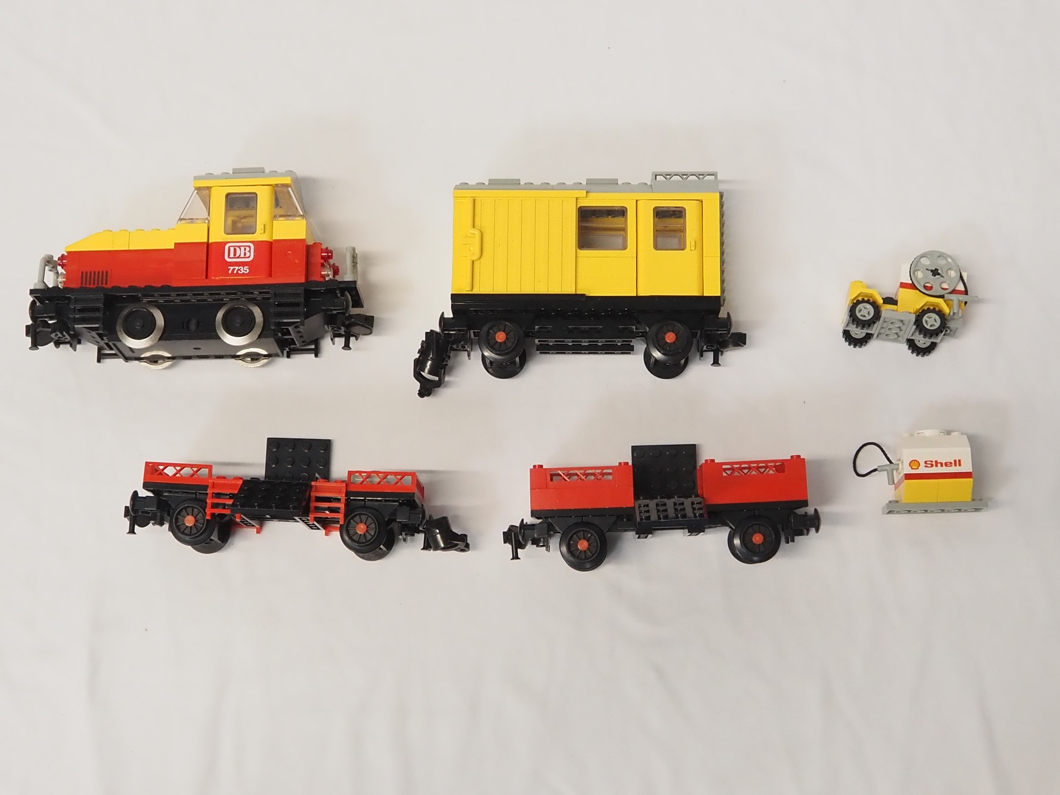 Lot 63 - LEGO - TRAIN #7735 - 12v Freight Train - some
