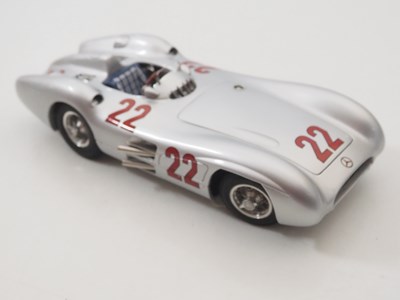 Lot 477 - A CMC M-128C 1/18 scale diecast Mercedes-Benz...