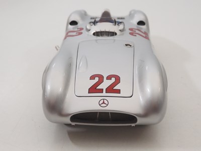 Lot 477 - A CMC M-128C 1/18 scale diecast Mercedes-Benz...