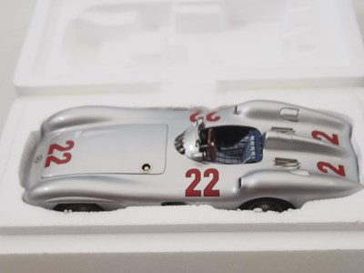 Lot 477 - A CMC M-128C 1/18 scale diecast Mercedes-Benz...