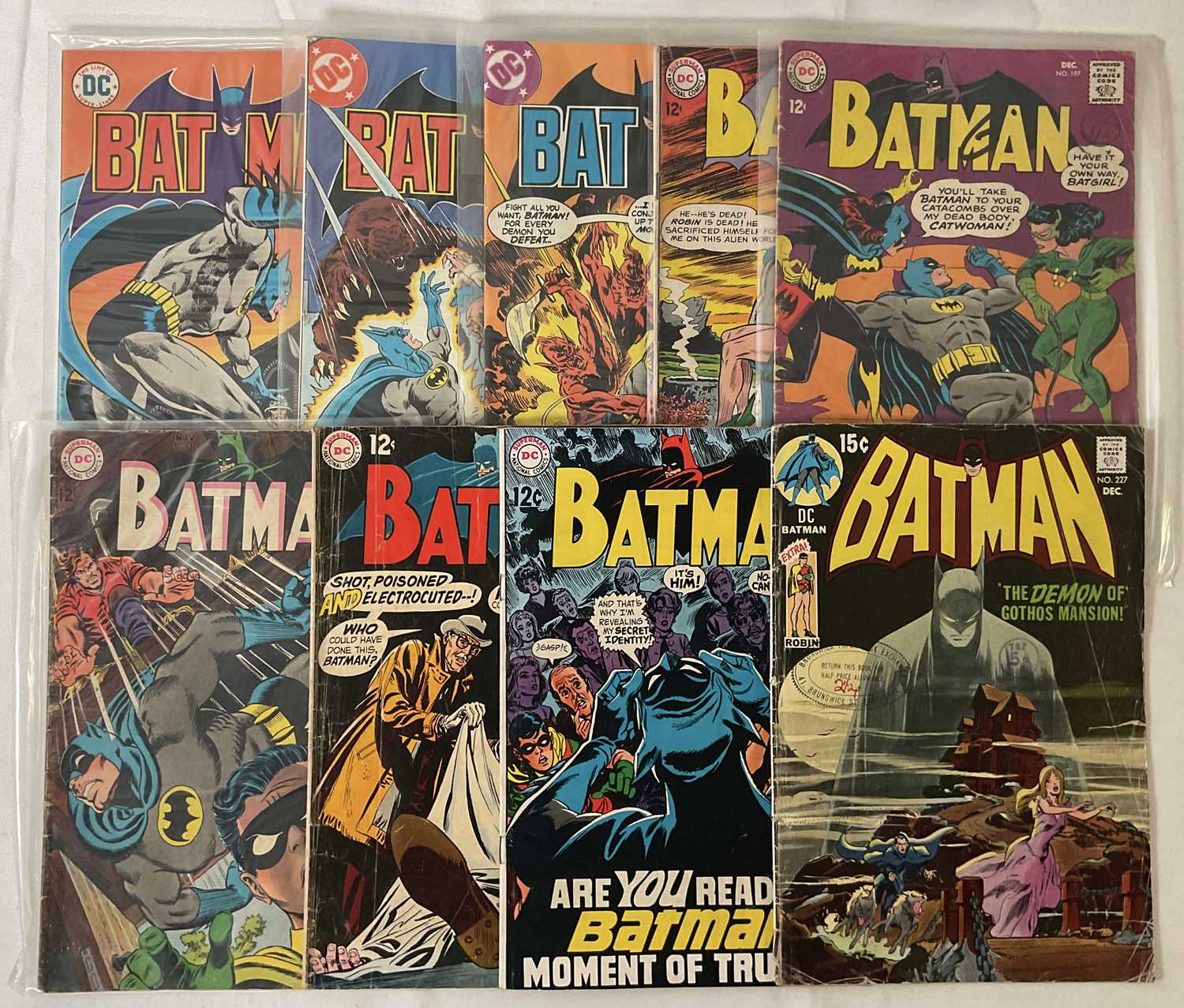 Lot 16 - BATMAN - A mix of Silver / Bronze Age comics...