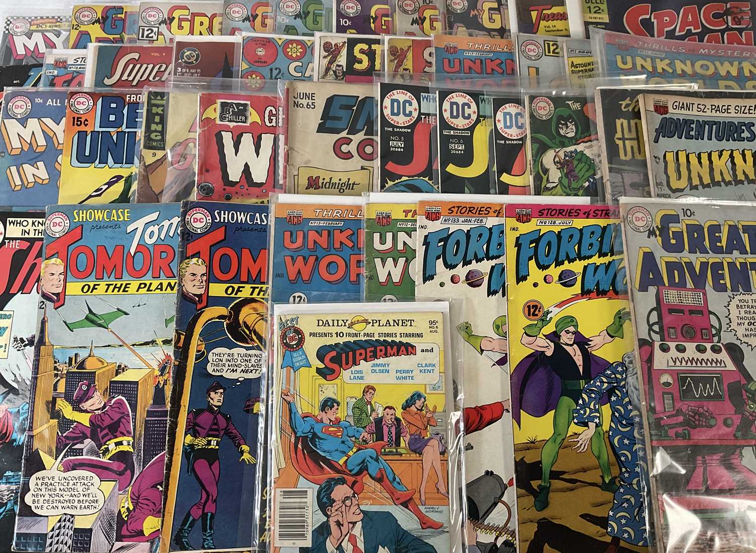 Lot 6 - A group of mixed Silver Age comics, including...
