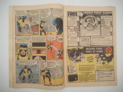Lot 525 - X-MEN #1 (1963 - MARVEL - UK Price Variant) -...