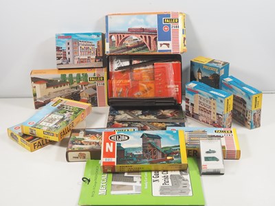 Lot 8 - N gauge unbuilt building kits by FALLER, KIBRI...