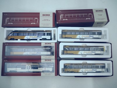 Lot 43 - BEMO HOm narrow gauge MOB passenger coaches...