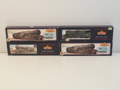 Lot 268 - BACHMANN OO gauge class V2 and K3 steam...