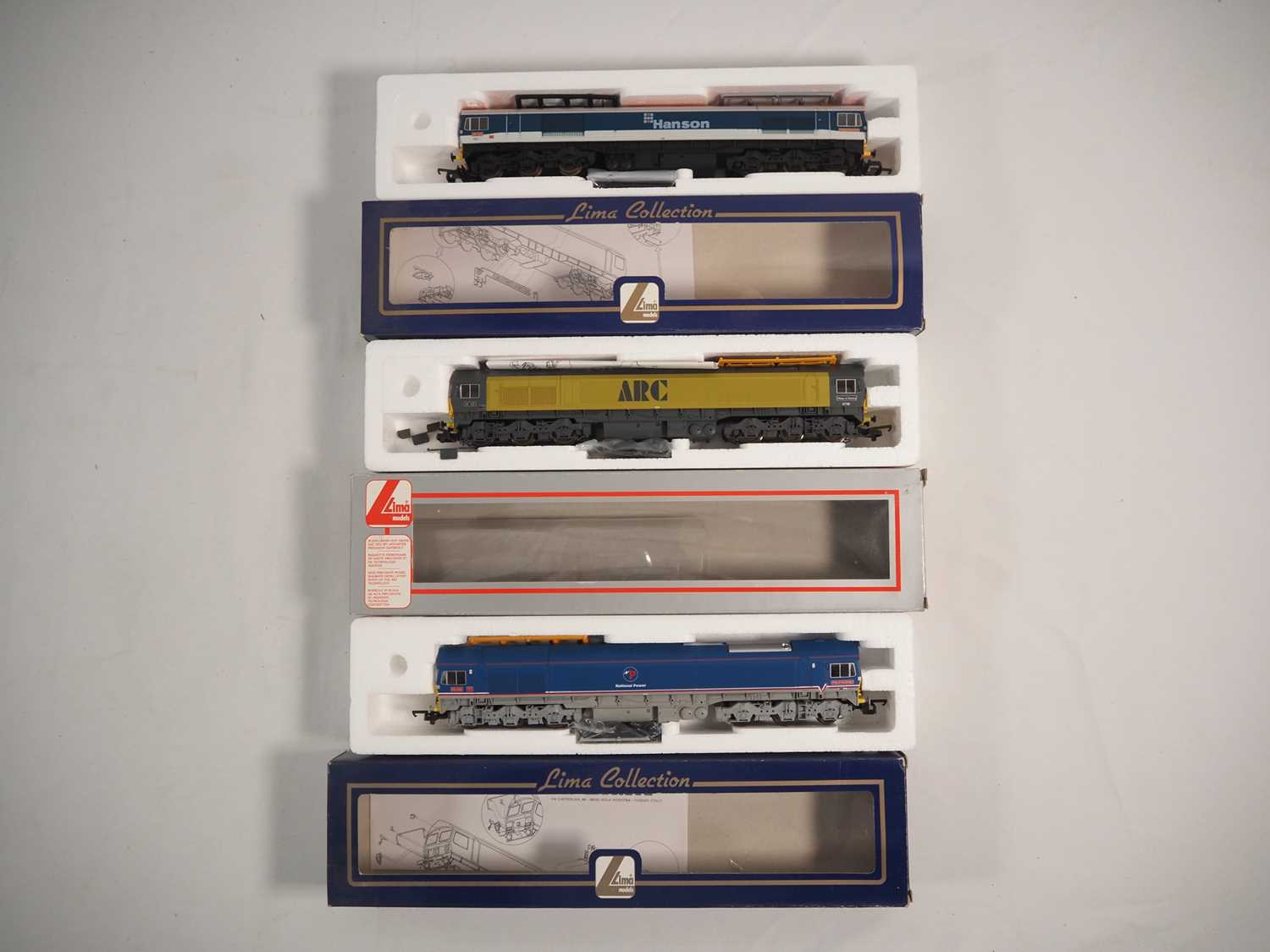 Lot 289 - LIMA OO gauge Class 59 diesel locomotives in...