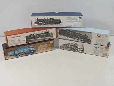 Lot 381 - OO gauge etched brass and white metal steam...