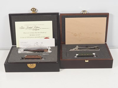 Lot 413 - BACHMANN OO gauge pair of limited edition...