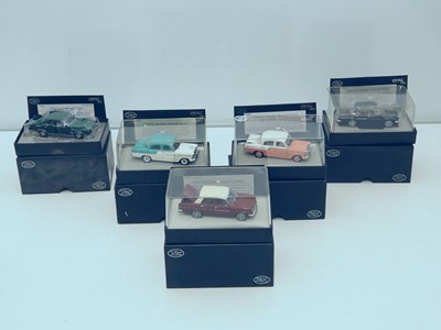 Lot 595 - TRAX 1:43 scale Australian Outline diecast...