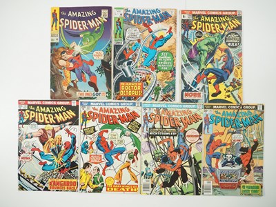 Lot 217 - AMAZING SPIDER-MAN #49, 88, 120, 126-127,...